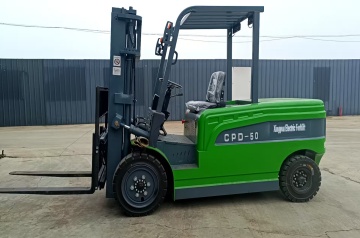 Cushion vs Pneumatic Forklift: Choosing the Right Tire for Your Operation