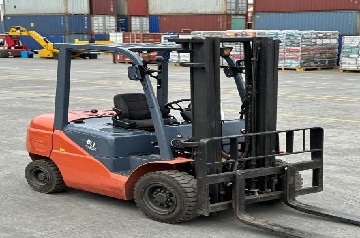 Electric Forklift for Warehouse – The Complete 2026 Buyer‘s Guide
