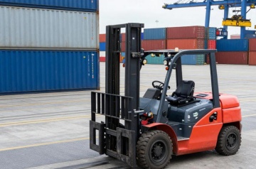 Forklift Snow Plow – Turn Your Forklift into a Winter Workhorse