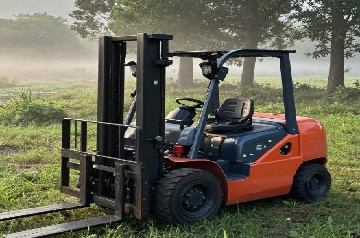 Crown Electric Forklift – The Complete 2026 Model and Buyer‘s Guide